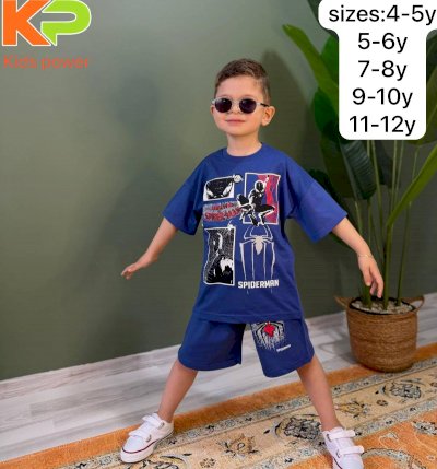 f832